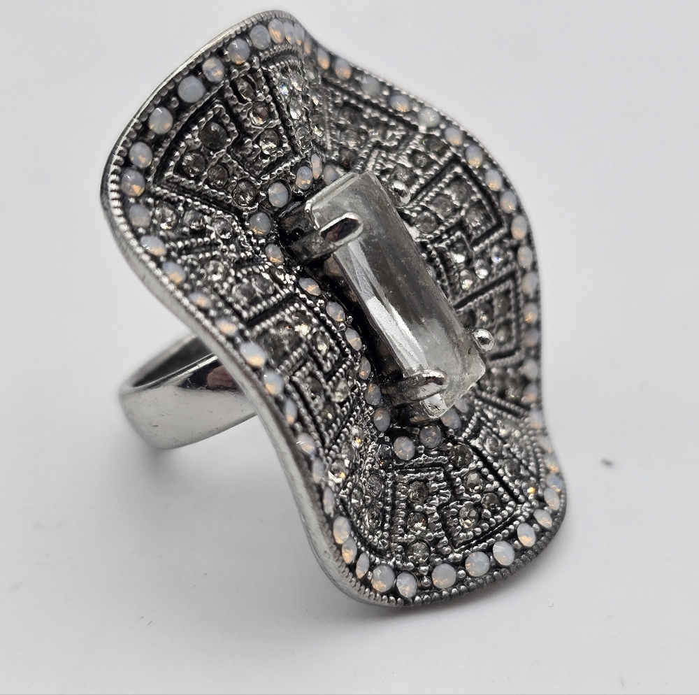 Elegant Silver Tone Statement Ring - image 4